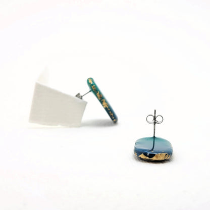 Squoval, Ohrstecker Lagunefarben mit 23,6 Karat Blattgold